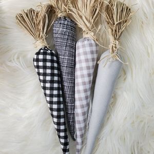 Fabric Easter carrots